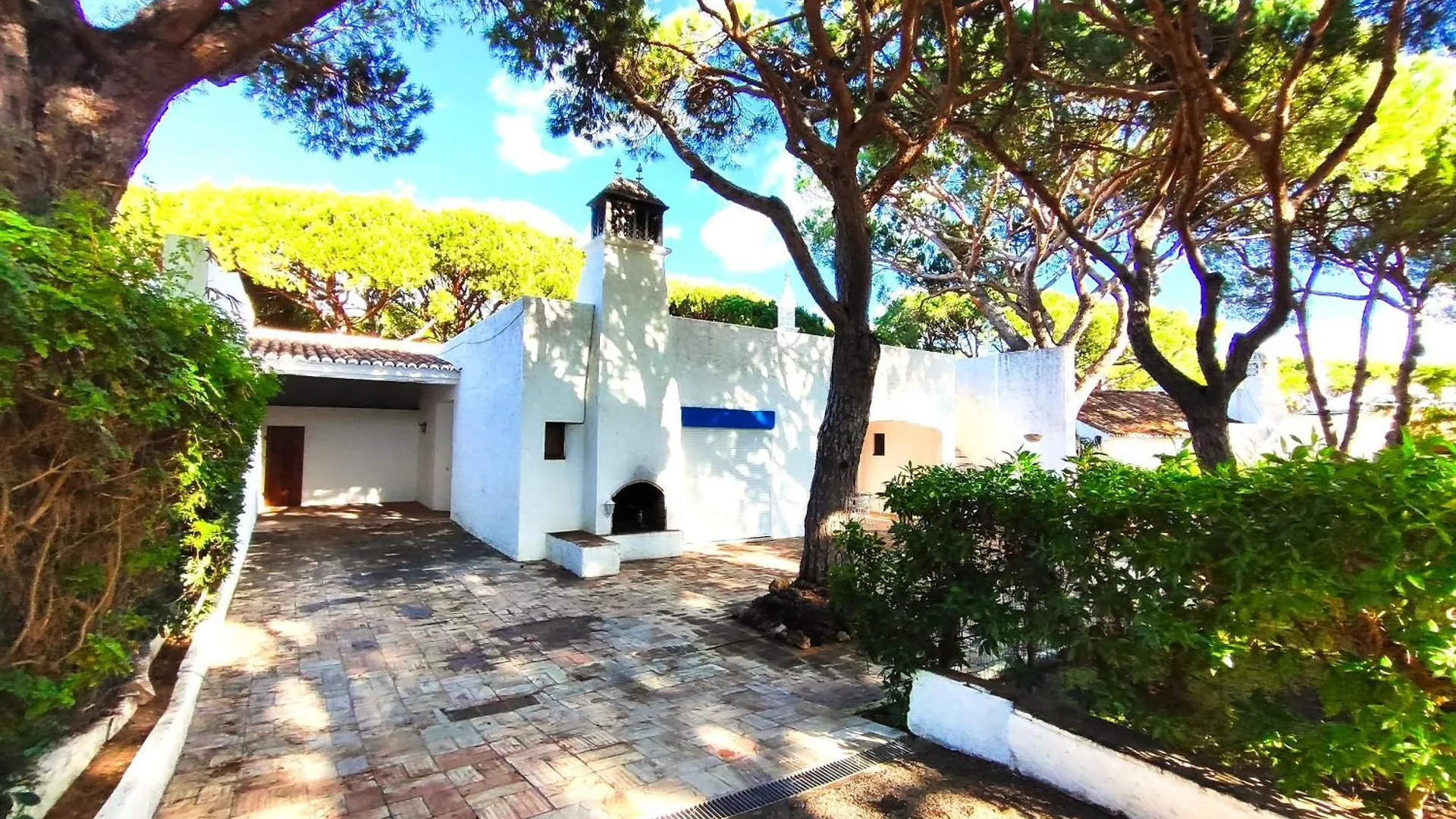 Albufeira Acoteias Villa With Pool By Homing 0*,  Portugal